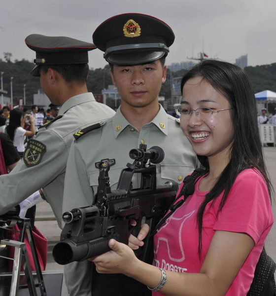 駐港部隊解放軍帽徽